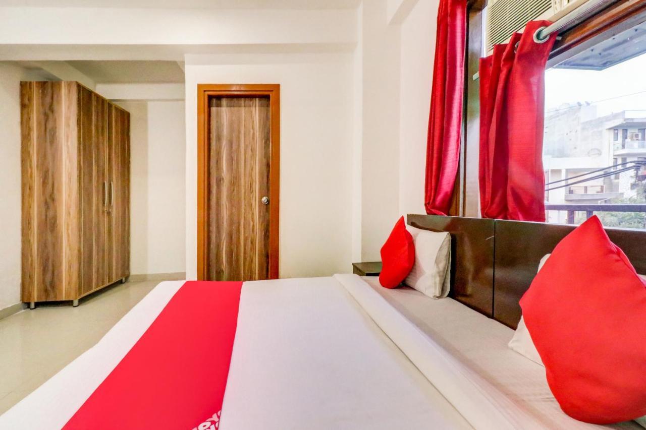 Hotel Oyo 71597 The Shivaay Residency Gurgaon Exterior foto